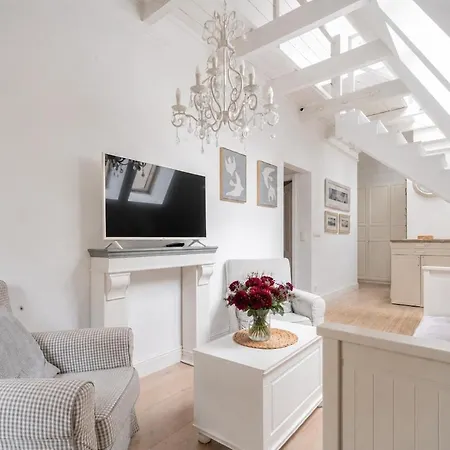 Old Town Skylight Apartament-laciarska As * 브로츠와프