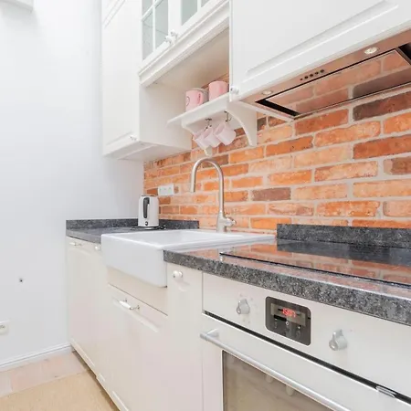 Old Town Skylight Apartament-laciarska As * 브로츠와프