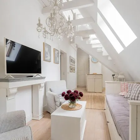 Old Town Skylight Apartament-laciarska As *